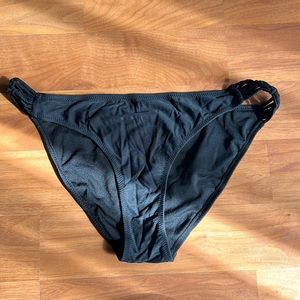 Black Aeropostale bikini bottoms